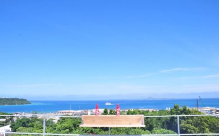 海の色が夏の色です